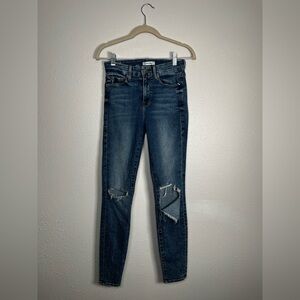 Good American distressed good legs style blue jeans size 26